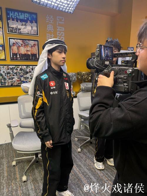 安健洋周二接受体检,即将加入阿贾克斯。 安健洋周二接受体检,即将加入阿贾克斯。