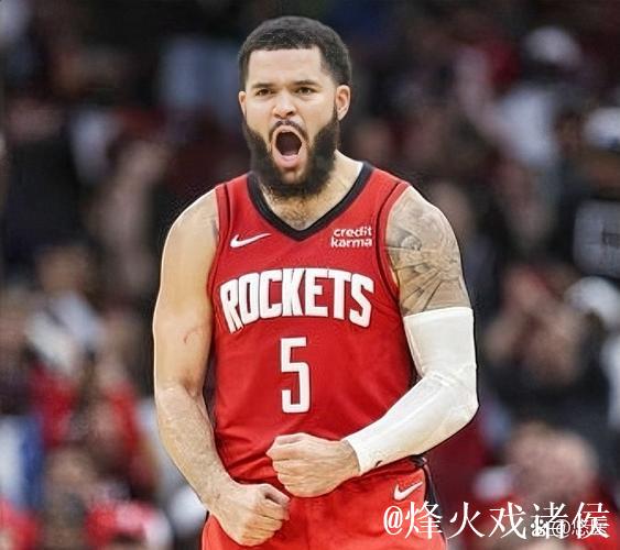 哈达威最后时刻遭阿门无球犯规,火箭挑战未果 哈达威最后时刻遭阿门无球犯规,火箭挑战未果